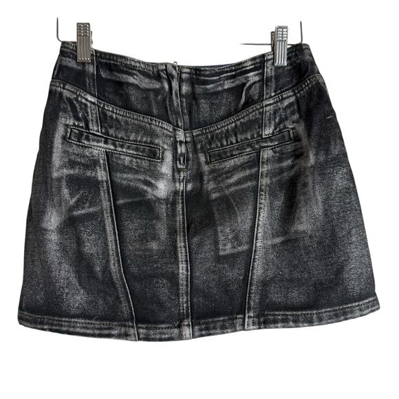 Blank NYC Denim Mini Skirt in Metallic Heart Dark Wash Size 25 - Picture 9 of 11
